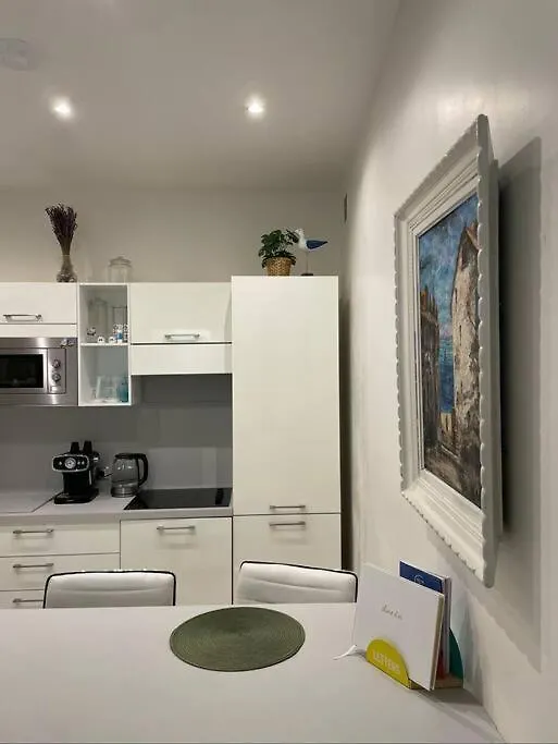 Luxury Apartment In The Heart Of Old Town Nice. 0*, Nice France