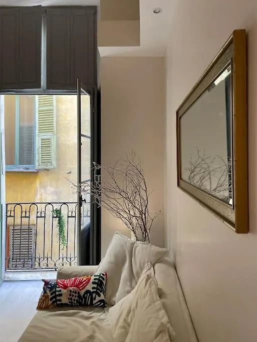 Luxury Apartment In The Heart Of Old Town Nice.