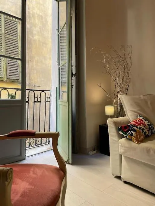 Luxury Apartment In The Heart Of Old Town Nice. Frankreich