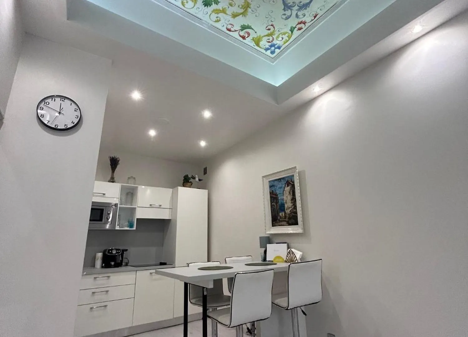 Luxury Apartment In The Heart Of Old Town Nice.